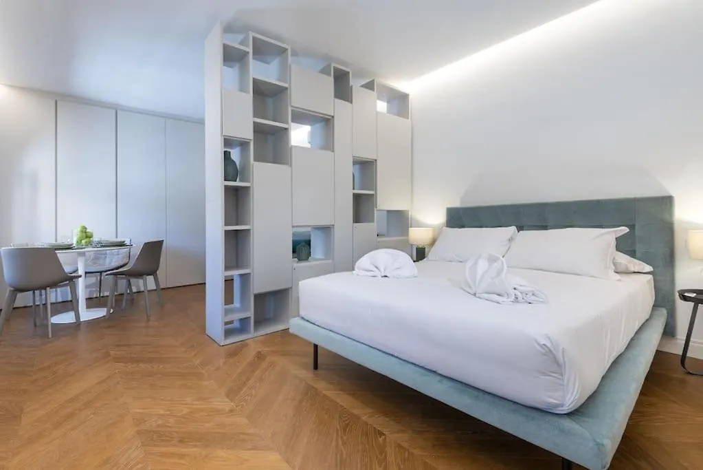 Unyca - Duomo Luxury View Apartment Florence