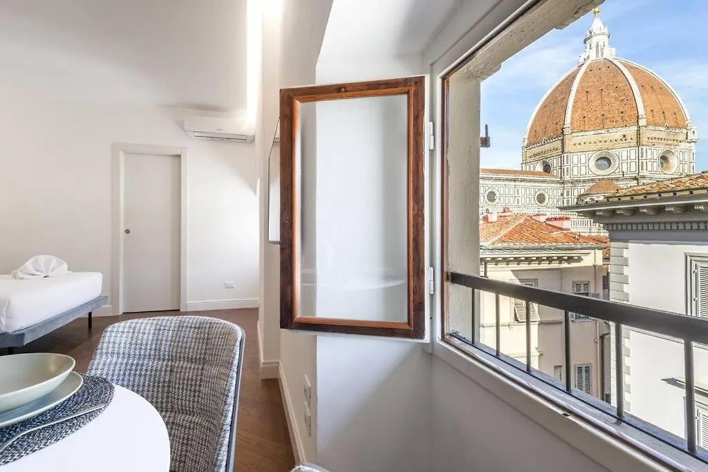 Unyca - Duomo Luxury View Apartment Florence